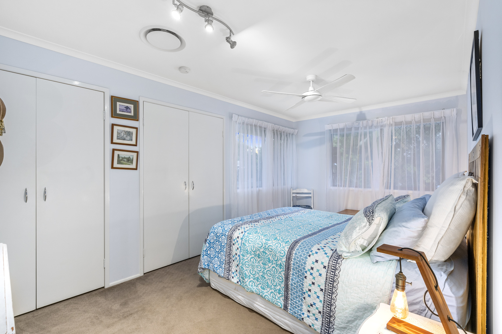 010_Open2view_ID695168-12_Tiley_Court